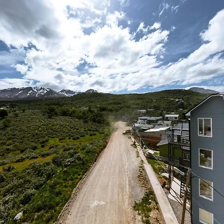 Robinson Alojamientos - Edificio Erico Orlando Ushuaia Exterior photo